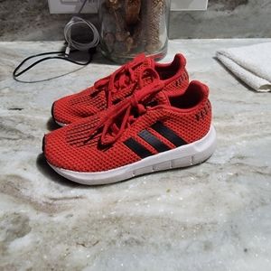 EUC BOYS RED & BLACK ADIDAS SZ 9 TODDLER SNEAKER SHOES